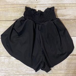 Black shorts with elastic waistband